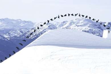 Další magor, co to roztočil 4x hlavou dolů na snowboardu!