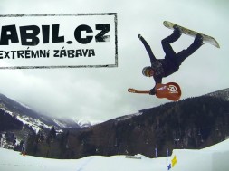 Honza Kaňůrek a jeho kytarový snowboardový edit