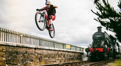 Danny MacAskill opět na menší projížďce :-)